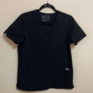 FIGS black scrub top